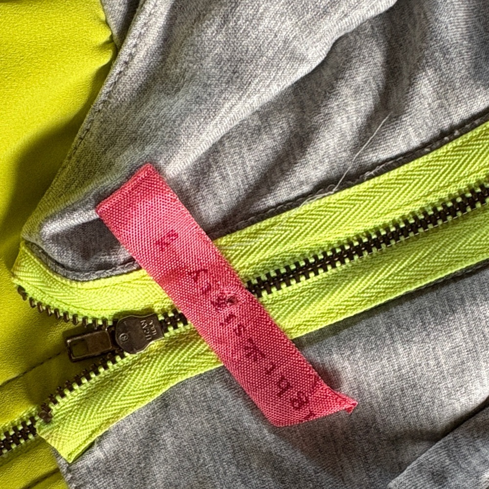 Dress - Picture 5 of 5